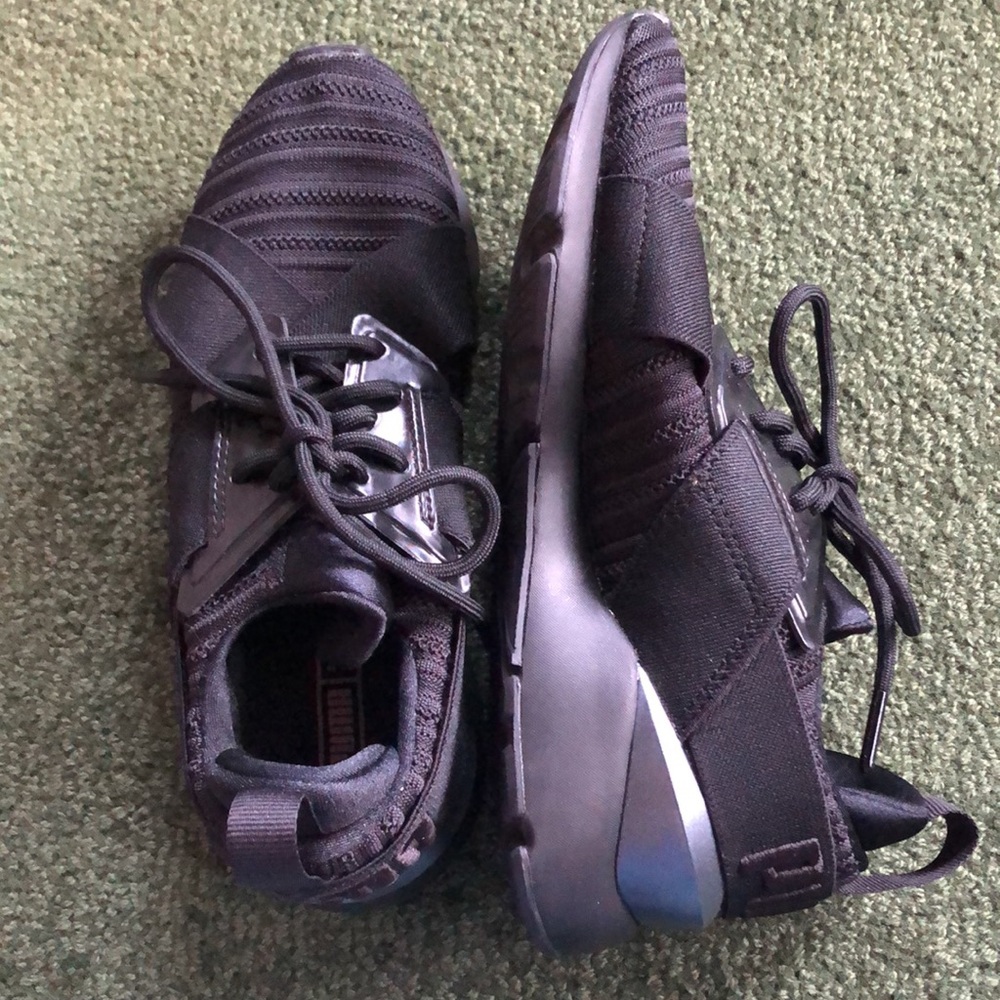 Puma Black Sneakers size 6